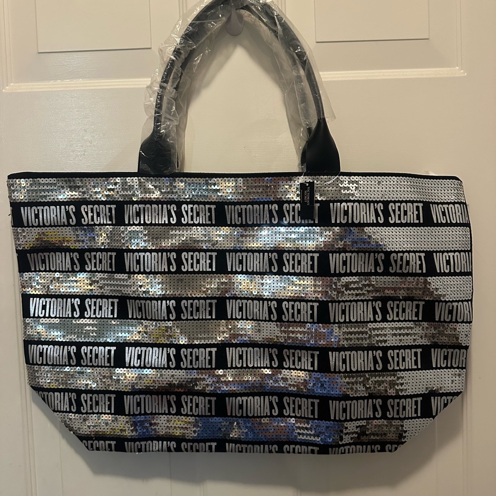 Victoria’s Secret tote bag